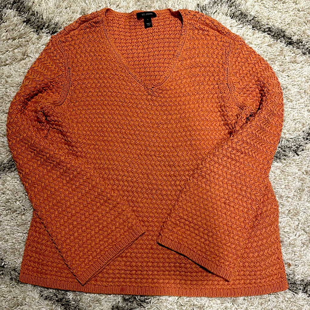 St John Sweather Brand New No Tag St John Sweather Brand New No Tag